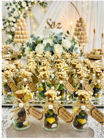 Nikah Şekeri - Jüt İp Süslemeli Cam Şişe & Draje Çikolata Hediyelik