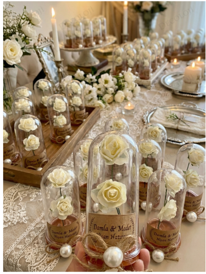 Nikah Şekeri - Jüt İp Süslemeli Beyaz Çiçek & Fanus Hediyelik