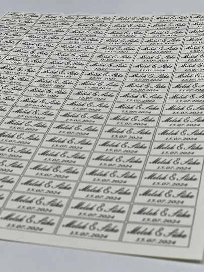 Malzeme - Kişiye Özel Beyaz Kağıt İsim Etiketi