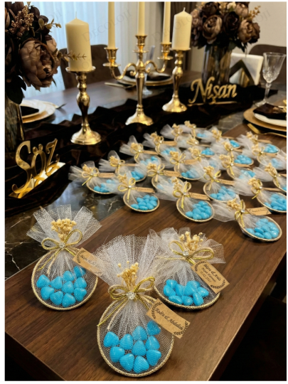 Nikah Şekeri - Jüt İp ve Tül Süslemeli Metal Halka & Mavi Kalp Şeker Hediyelik