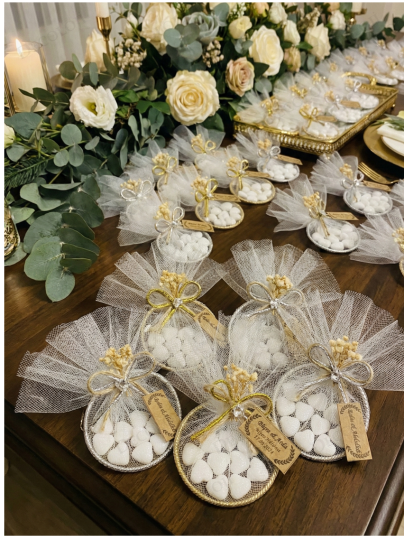 Nikah Şekeri - Jüt İp ve Tül Süslemeli Metal Halka & Beyaz Kalp Şeker Hediyelik