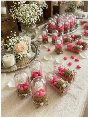 Jüt İp Süslemeli Fanus, Çiçek & Pembe Kalp Şeker Hediyelik