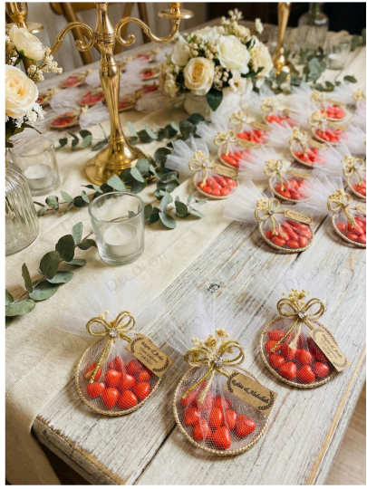 Nikah Şekeri - Jüt İp ve Tül Süslemeli Metal Halka & Kırmızı Kalp Şeker Hediyelik