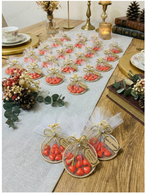 Jüt İp ve Tül Süslemeli Metal Halka & Kırmızı Kalp Şeker Hediyelik