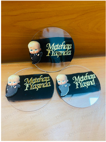 Bebek & Doğum - Karizmatik Bebek Karikatürlü Doğum Günü Pleksi Magnet Hediyelik Bebek & Doğum - Karizmatik Bebek Karikatürlü Doğum Günü Pleksi Magnet Hediyelik