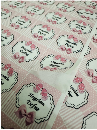 Malzeme - Yapışkanlı Kağıt Hoş Geldin Bebek İsim Etiketi: Tasarım 1