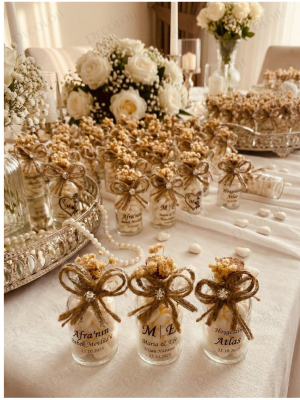 Jüt İp Süslemeli Şeffaf Etiketli Cam Şişe & Beyaz Kalp Şeker Hediyelik