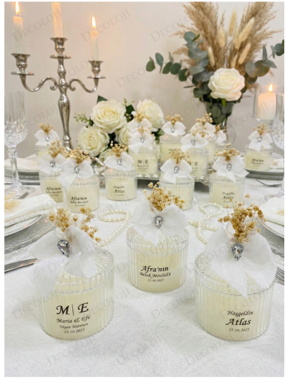 Nikah Şekeri - Nopeli Kurdele Süslemeli Şeffaf Etiketli Mika Kutu Mum Hediyelik