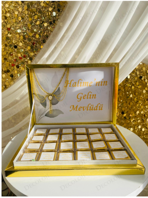 Zincir Aksesuarlı Nişan Bohçası Çikolatası