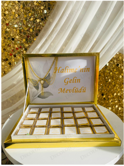 Söz, Nişan & Nikah - Zincir Aksesuarlı Nişan Bohçası Çikolatası