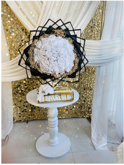 Kız İsteme - Siyah Ambalaj Kaplama Beyaz Gül Buketi & Çikolata Kutusu Kız İsteme Seti