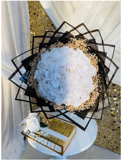 Kız İsteme - Siyah Ambalaj Kaplama Beyaz Gül Buketi & Çikolata Kutusu Kız İsteme Seti