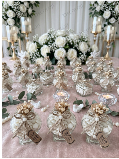 Nikah Şekeri - Jüt İp Süslemeli Kalp Şekilli Cam Kavanoz & Beyaz Kalp Şeker Hediyelik