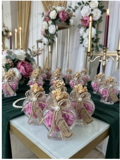 Nikah Şekeri - Jüt İp Süslemeli Kalp Şekilli Cam Kavanoz & Pembe Kalp Şeker Hediyelik