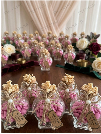 Nikah Şekeri - Jüt İp Süslemeli Kalp Şekilli Cam Kavanoz & Pembe Kalp Şeker Hediyelik