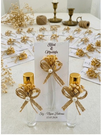 Nikah Şekeri - Jüt İp ve Kuru Çiçek Süslemeli Sprey Kapaklı Cam Şişe Şeffaf Kolonya & Kart Hediyelik