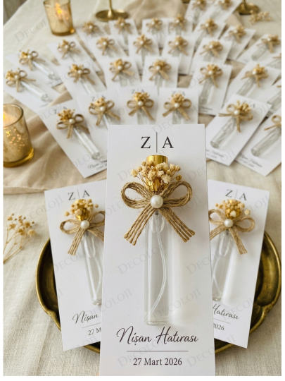 Nikah Şekeri - Jüt İp ve Kuru Çiçek Süslemeli Sprey Kapaklı Cam Şişe Şeffaf Kolonya & Kart Hediyelik